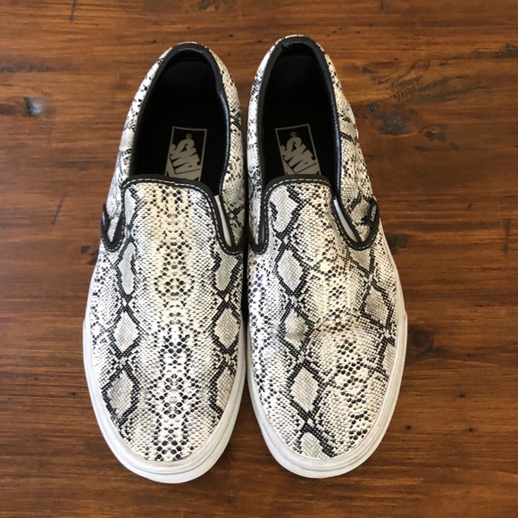 Vans Shoes - Vans tennis shoes